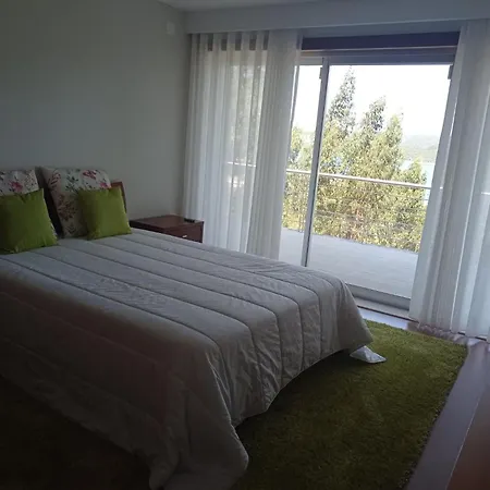 Casa Dos Sobreiros Holiday home Ferreira do Zezere